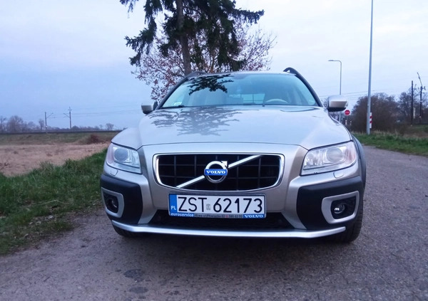 Volvo XC 70 cena 47500 przebieg: 266000, rok produkcji 2010 z Sandomierz małe 37
